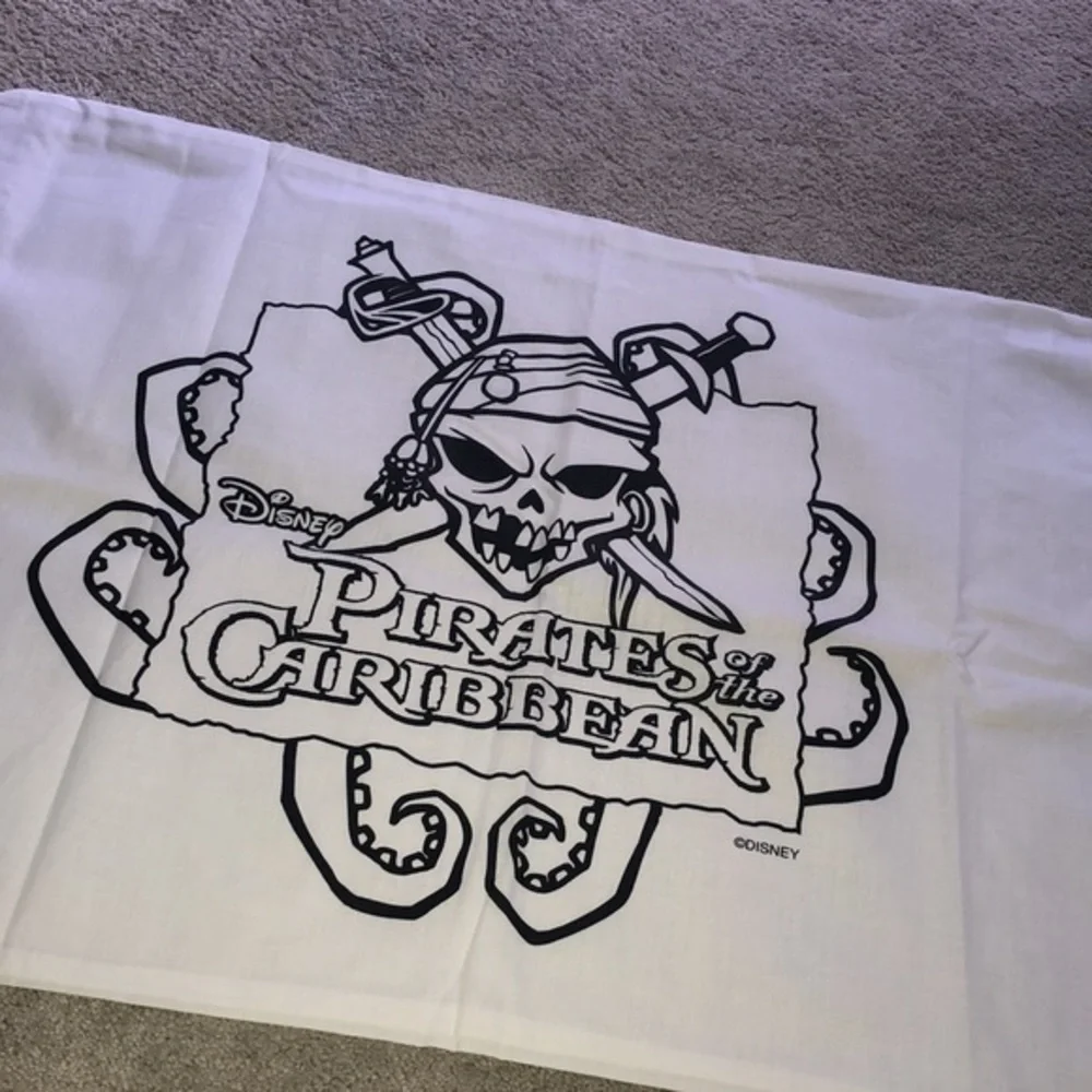 Disney Pirates of‎ the Caribbean coloring Pillowcase Art Standard Party Favors